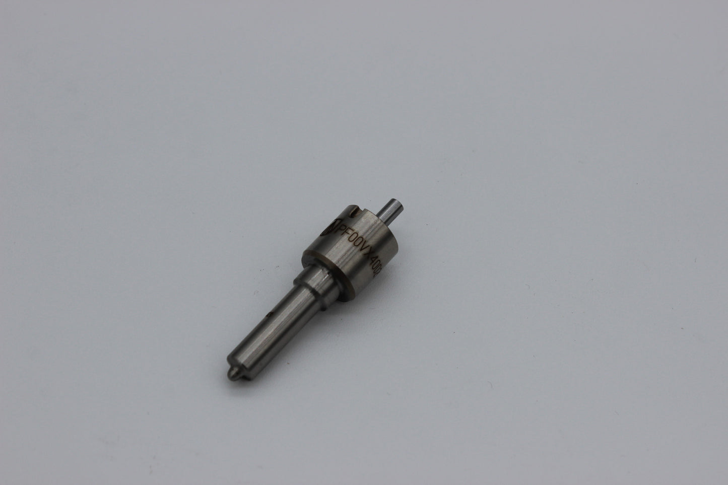 Nez d'injecteur piézoélectrique F 00V X40 029