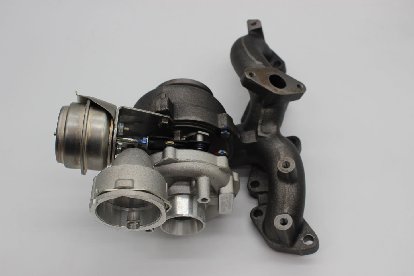 Turbo 724930-5009S AUDI A3 A4 VW GOLF PASSAT 2.0L